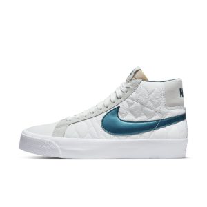 Nike SB Zoom Blazer Mid EK Skateboardschuh – Weiß Weiß (DO9399-100)
