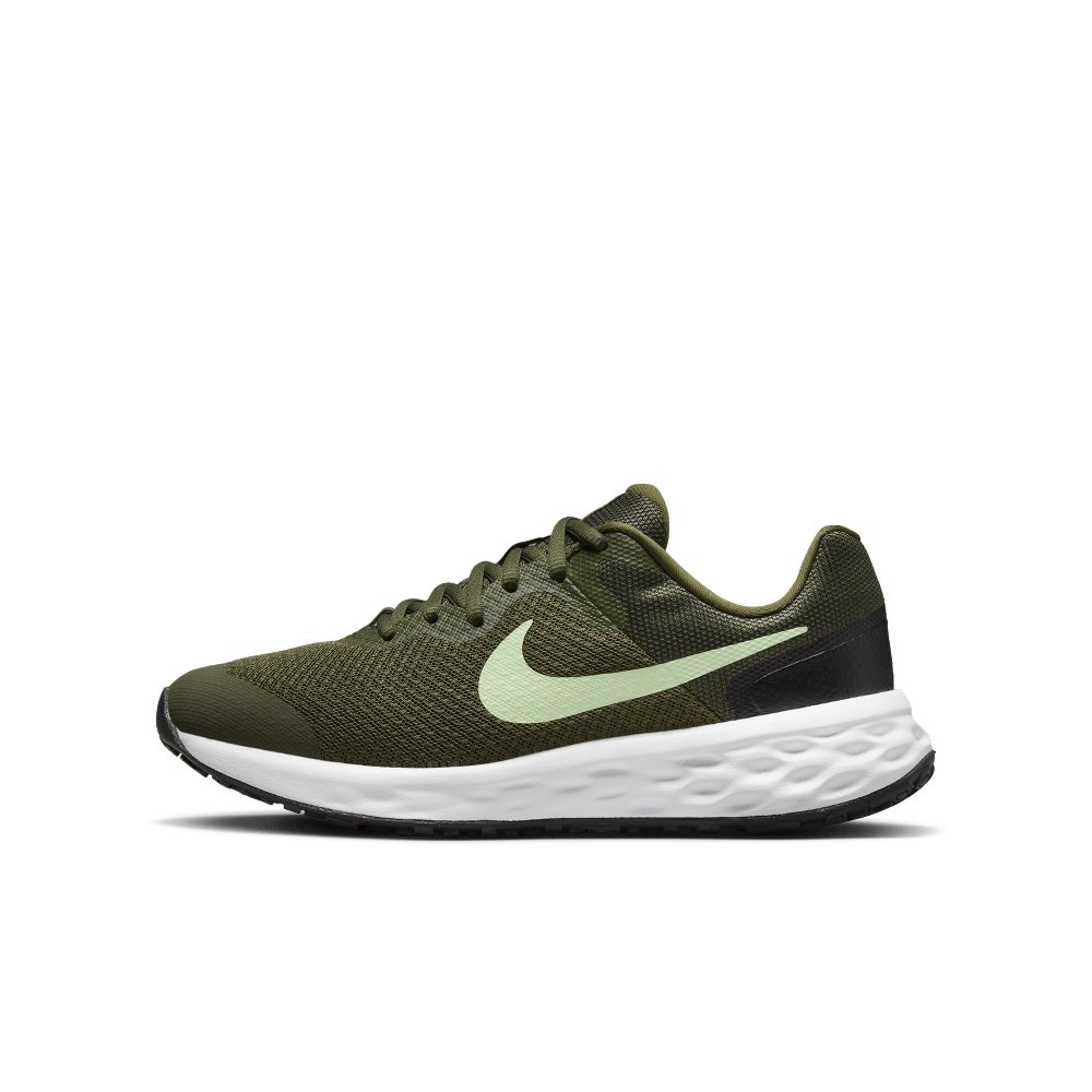 Nike Revolution 6 Straßenlaufschuh für ältere Grün (DD1096-300)