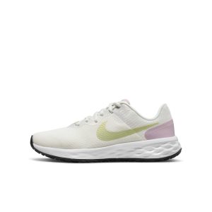 Nike Revolution 6 NN Straßenlaufschuh für ältere Weiß (DR9980-115)