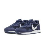 nike-venture-runner CK2944-400