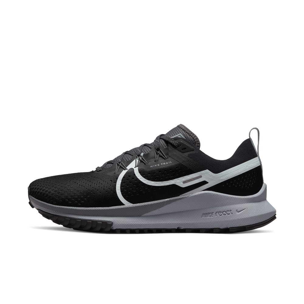 Nike React Pegasus Trail 4 Trail-Laufschuh für Schwarz (DJ6158-001)