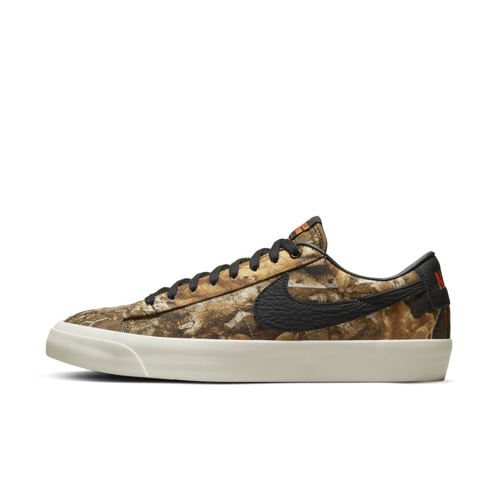 Nike SB Blazer Low Pro GT Premium Skateboardschuh – Schwarz Schwarz (DO9398-001)