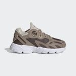 adidas Astir Schuh Chalky Brown / Brown / Bliss (GY6667)