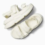 converse-sneaker A06481C