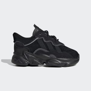 adidas OZWEEGO Schuh Core Black / Core Black / Night Metallic (EF6300)
