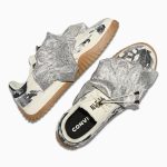 converse-sneaker A18973C