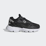 adidas Astir Schuh Core Black / Core Black / Cloud White (GY6658)