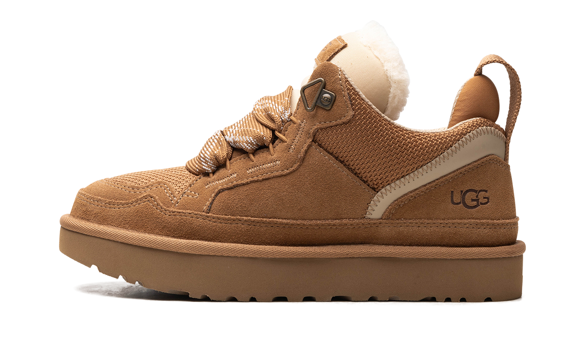 UGG Lowmel in Kastanienbraun mit cremefarbenem Futter