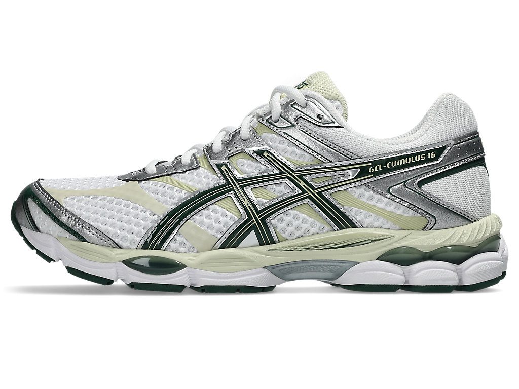 Asics Gel-Cumulus 16 in Weiß mit dunkelgrünen Akzenten
