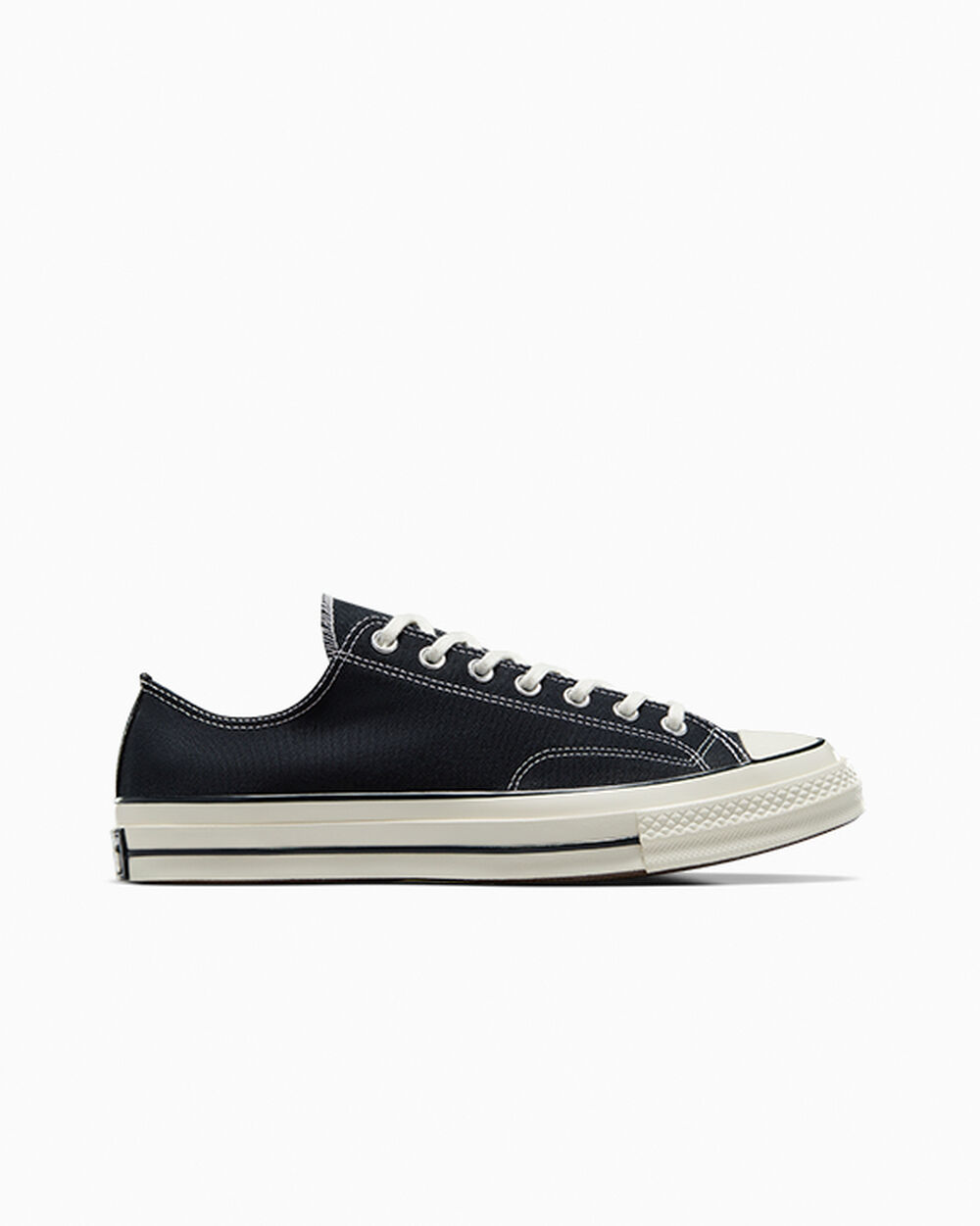 Converse Chuck 70 OX in Schwarz mit cremefarbener Gummisohle