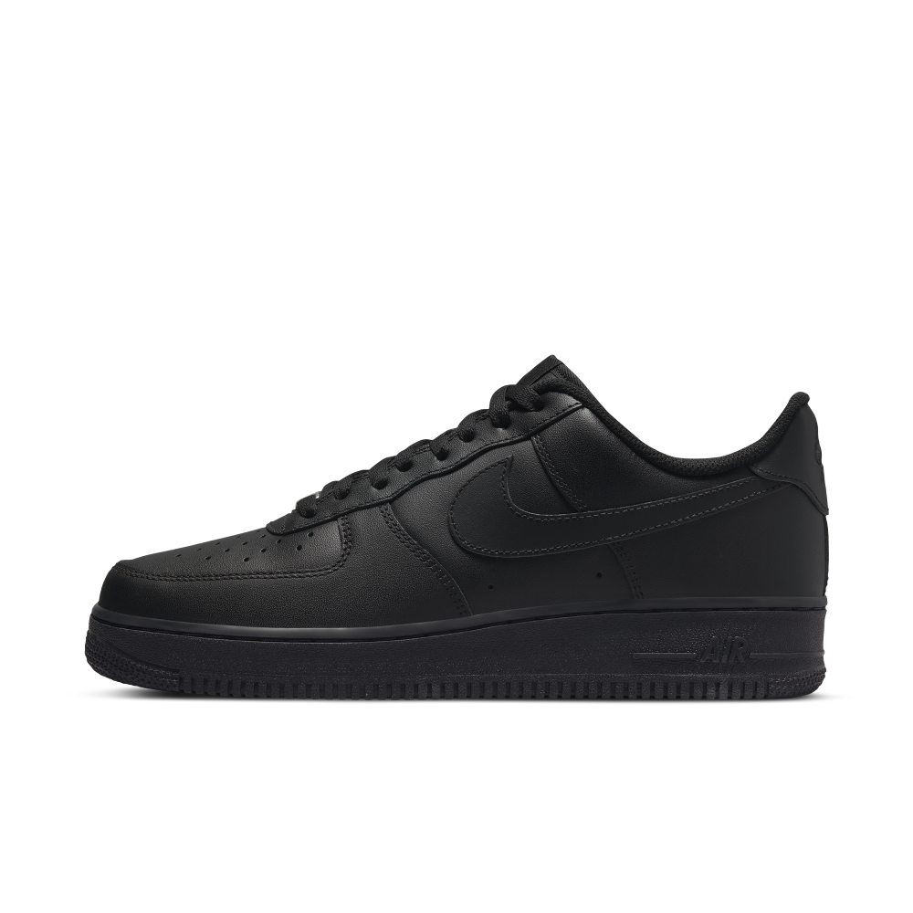 Nike Air Force 1 komplett in Schwarz