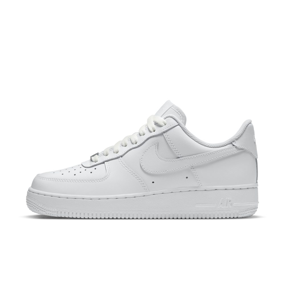 Nike Air Force 1 komplett in Weiß