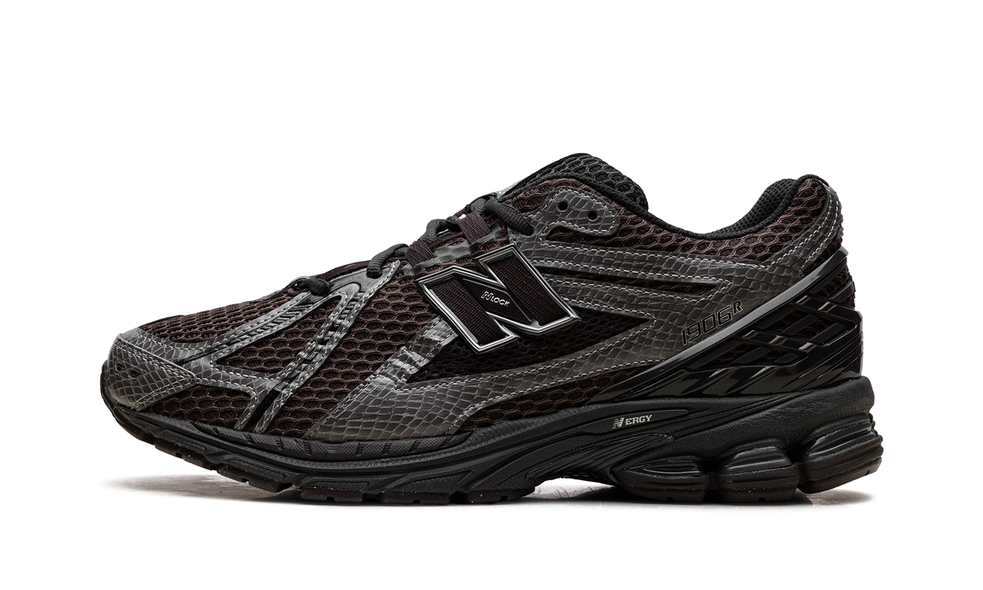 New Balance 1906 in warmem Braun