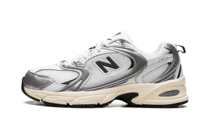 New Balance 530 “Silver Metallic”: der Standard, den alle tragen