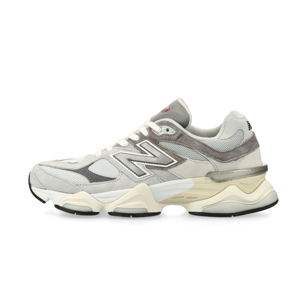 New Balance 9060 in Grau mit beigen Akzenten