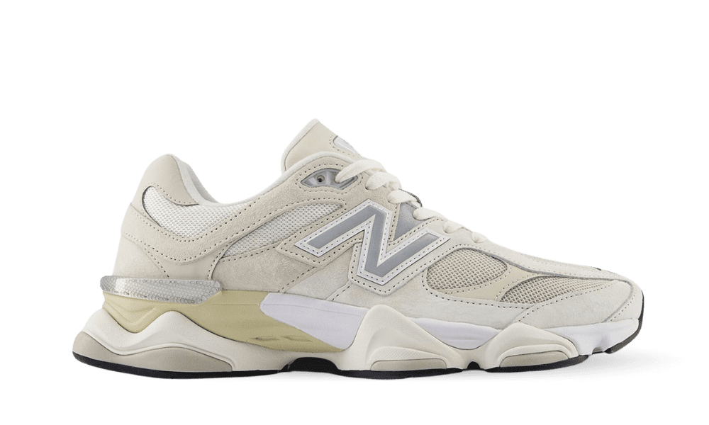 New Balance 9060 Sea Salt in gebrochenem Weiß
