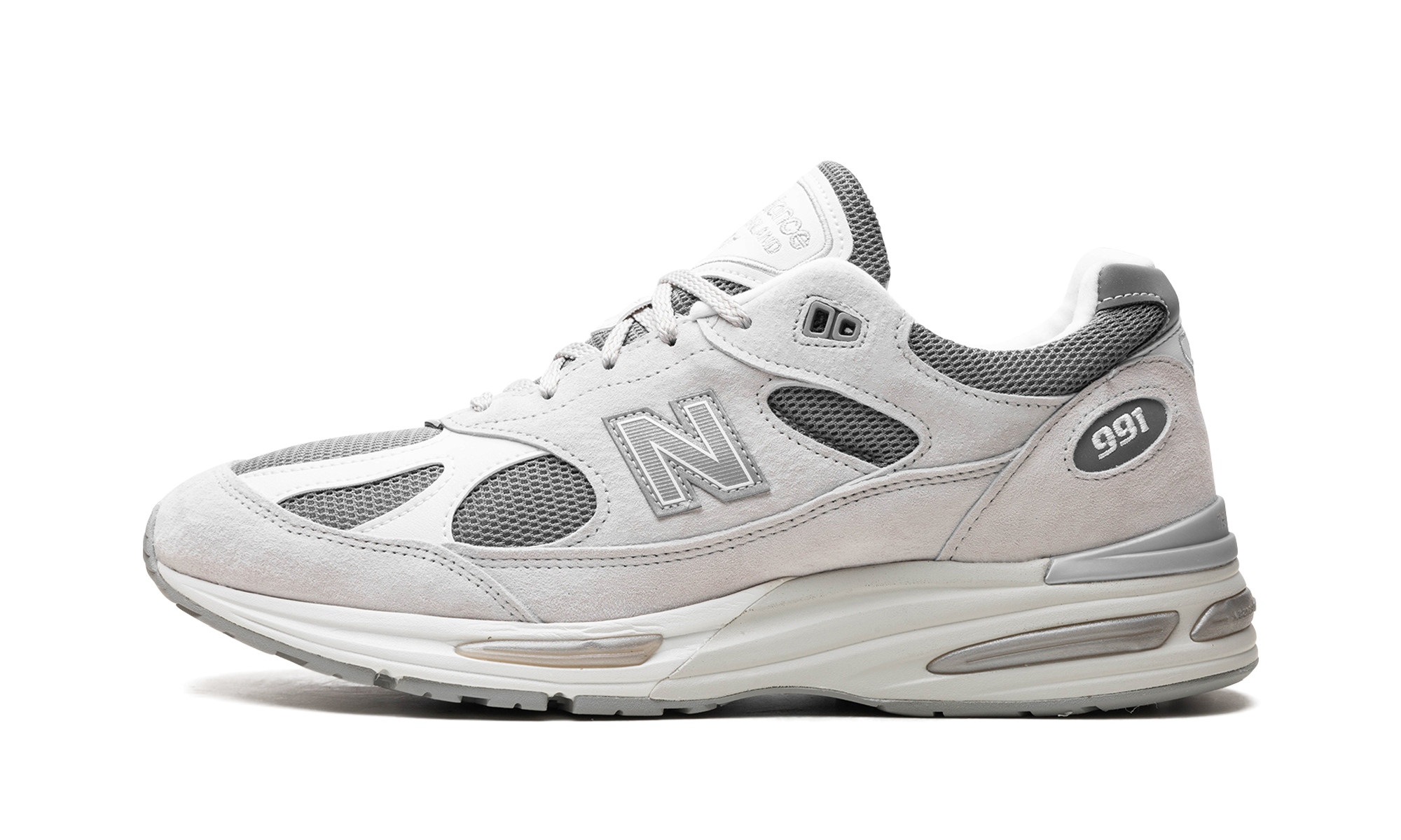 New Balance 991v2 in hellem Grau