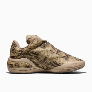 Converse SHAI 001 “Slither”: ein Converse mit Nike-Herz in Schlangenhaut