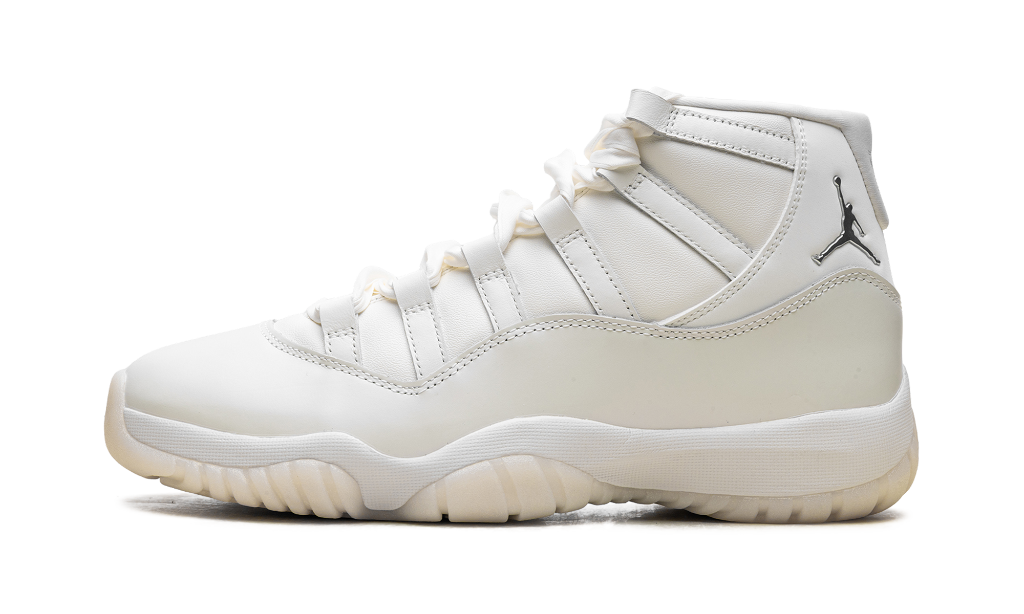 Air Jordan 11 "Pearl" (AR0715-110)