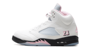 Air Jordan 5 OG “Medium Soft Pink”: zartes Rosa, harter Grail